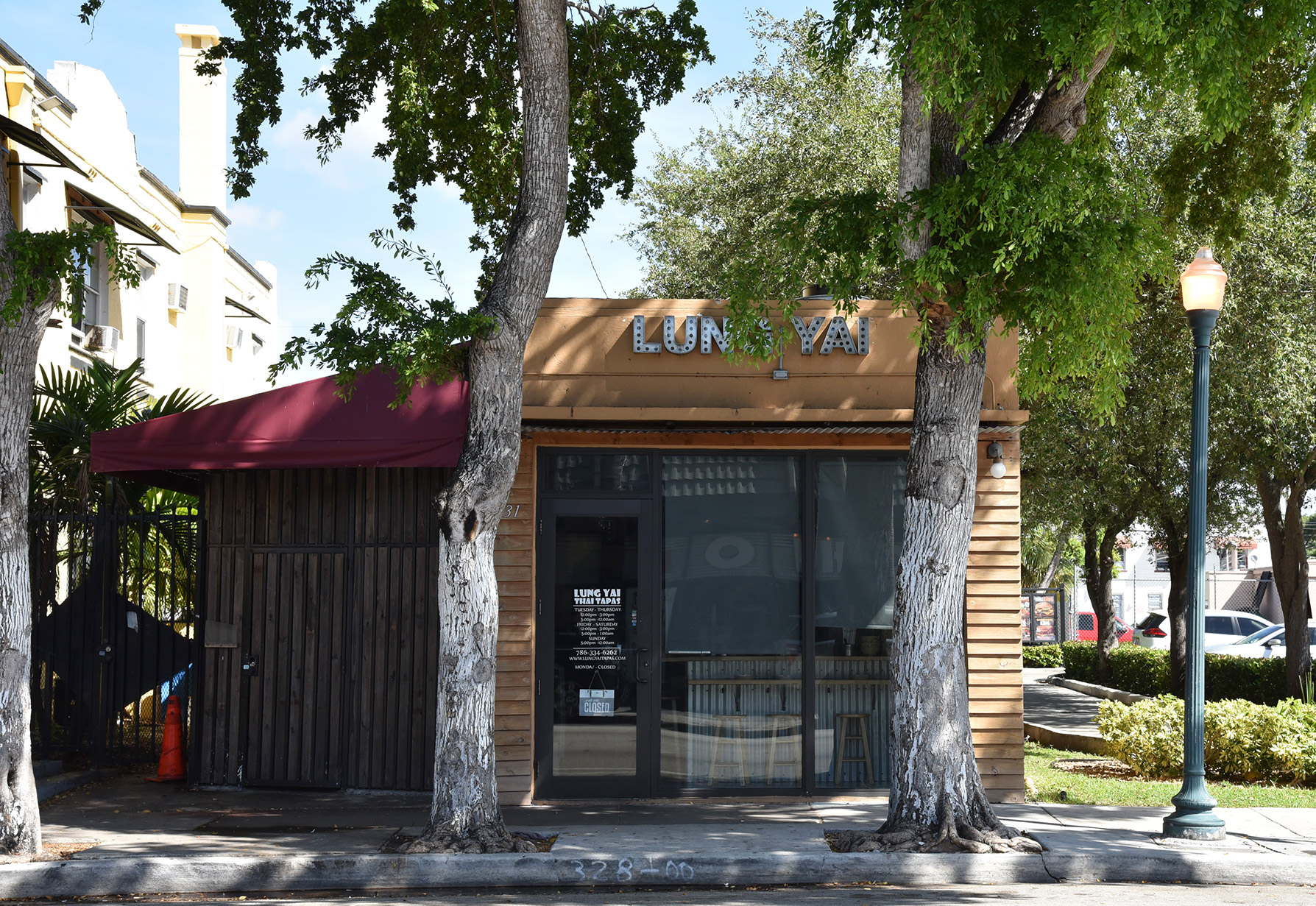 Lung Yai Thai Tapas